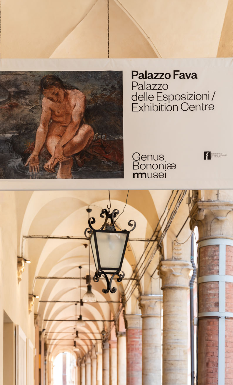 Entrata di Palazzo Fava