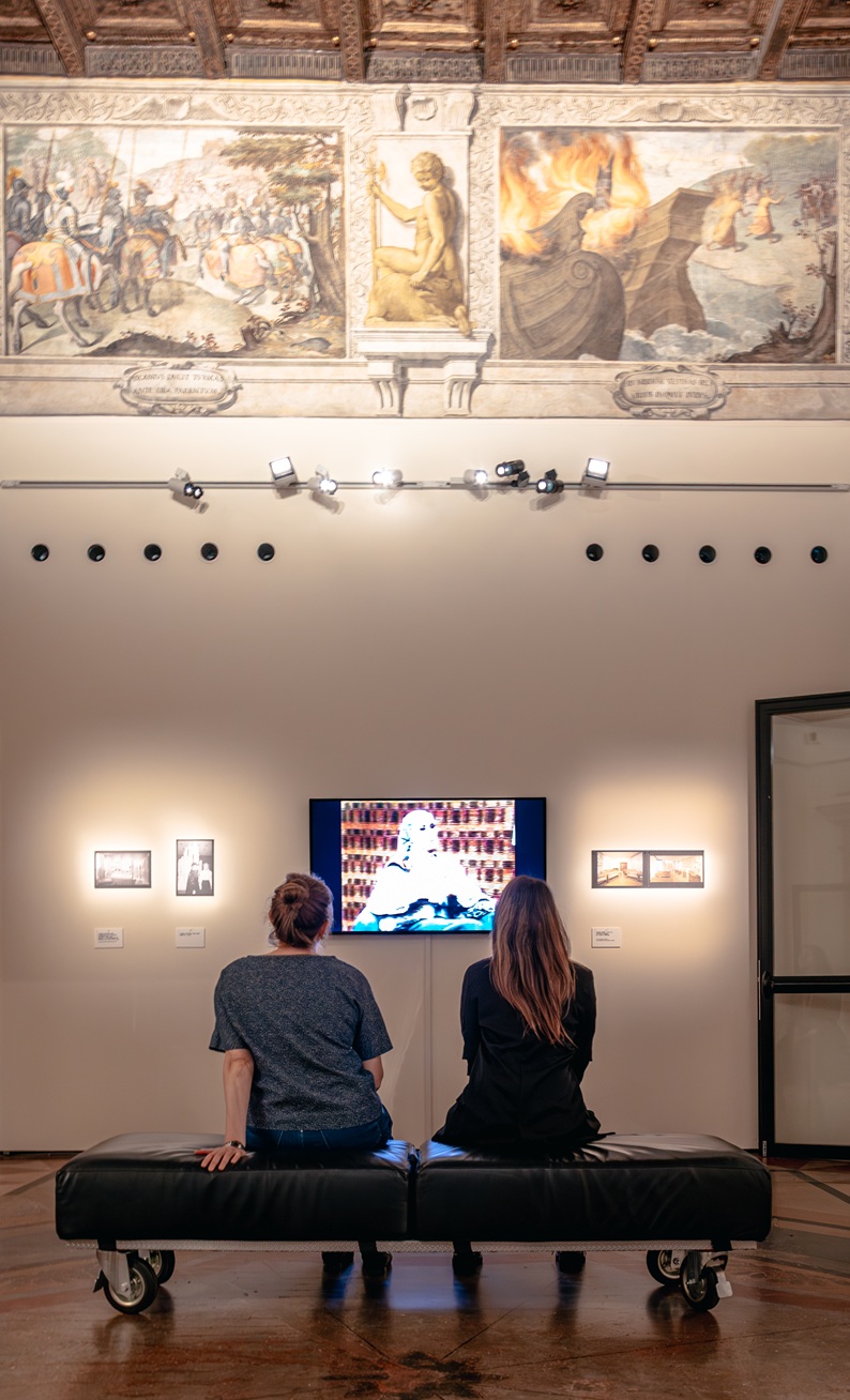 Allestimento mostra "Louise Nevelson" a Palazzo Fava
